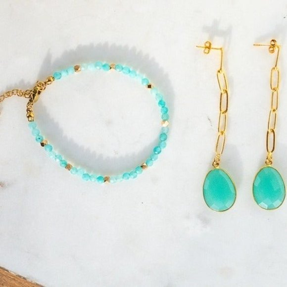 Bracelet BEAUTIFUL Vibrant color gemstone beaded bracelet Amazonite gift for her - Picture 10 of 12